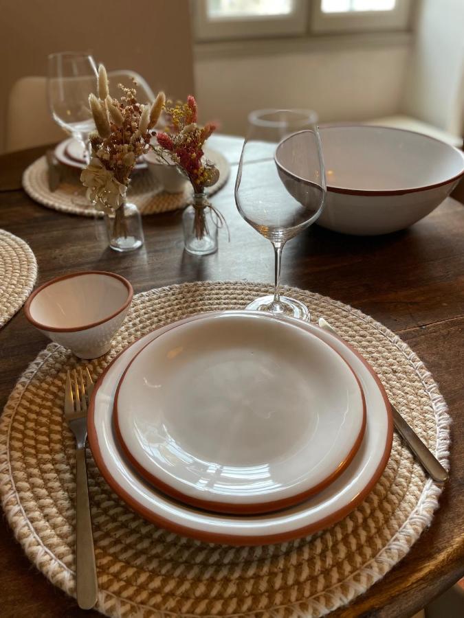 L'Ecrin De Mona Au Coeur De Lourmarin Apartman Kültér fotó