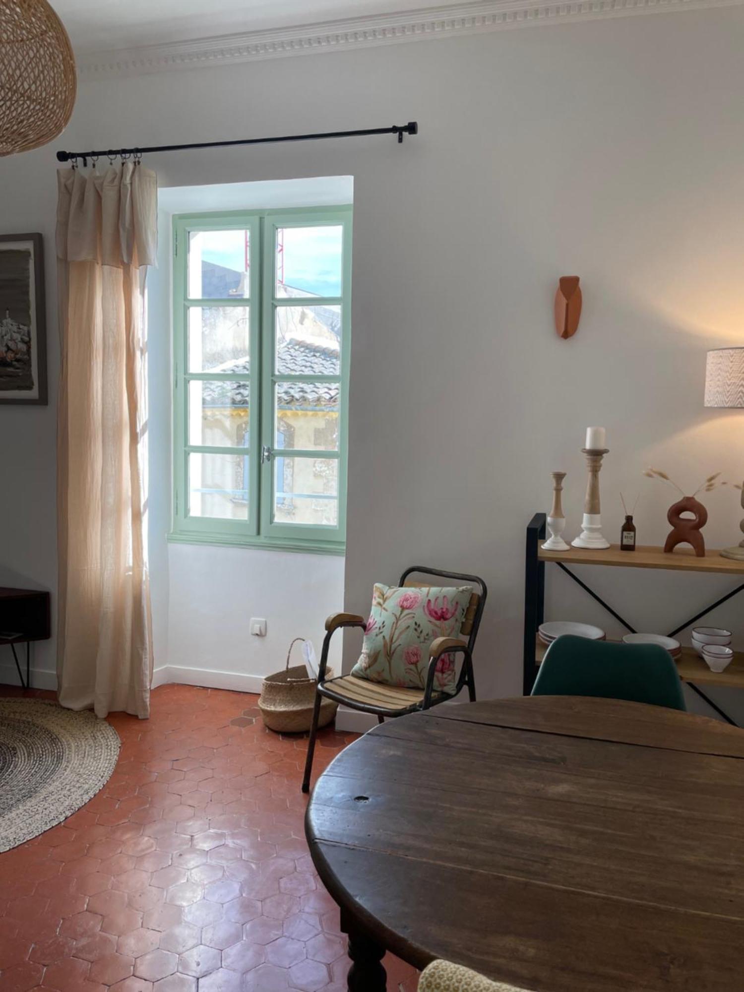 L'Ecrin De Mona Au Coeur De Lourmarin Apartman Kültér fotó
